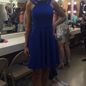 SHORT BLUE FORMAL DRESS